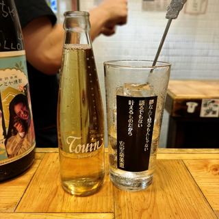 ハイカラサワー(大衆酒場 チャン栓チャン)