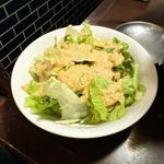 玉ネギドレッシングサラダ（L）(大衆酒場 チャン栓チャン)