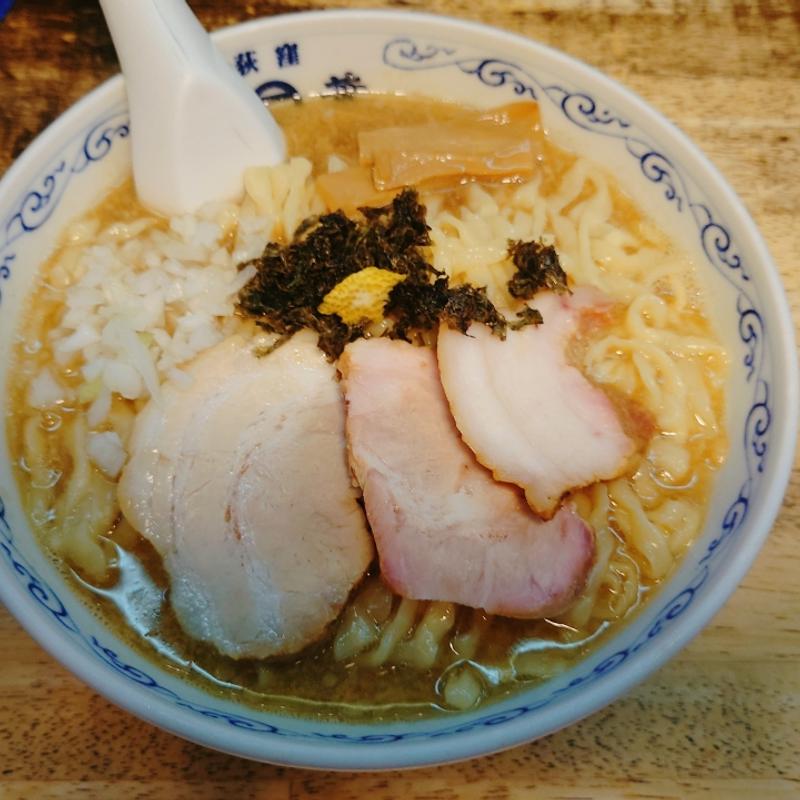 背脂煮干しラーメン　大盛(ラーメン 二葉 上荻店)