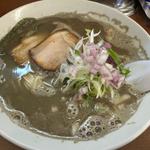 濃い煮干ラーメン(らーめん餃子専門　こむさし)