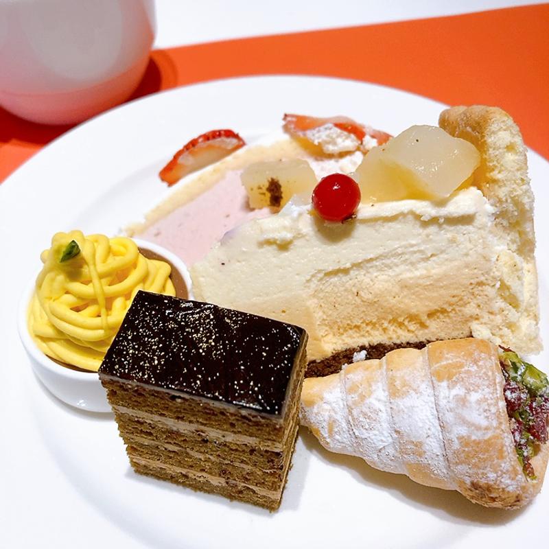 スイーツ各種（ランチビュッフェ）(ディッシュ パレード （【旧店名】カフェ＆ブッフェレストラン 「ヴァンヴェール」）)