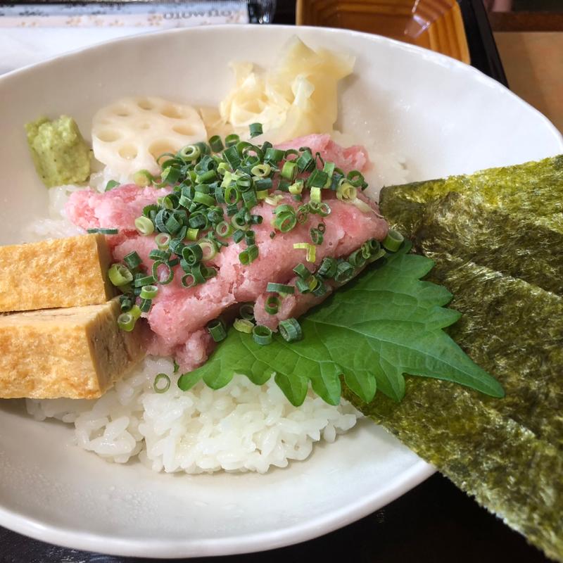 日替わり・マグロ丼(創作みなつき)