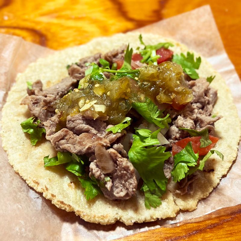 ビーフタコス(El Comal)