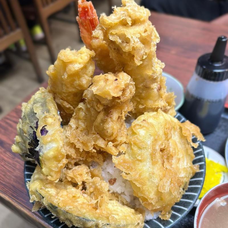 でっかい天丼(おさむ)