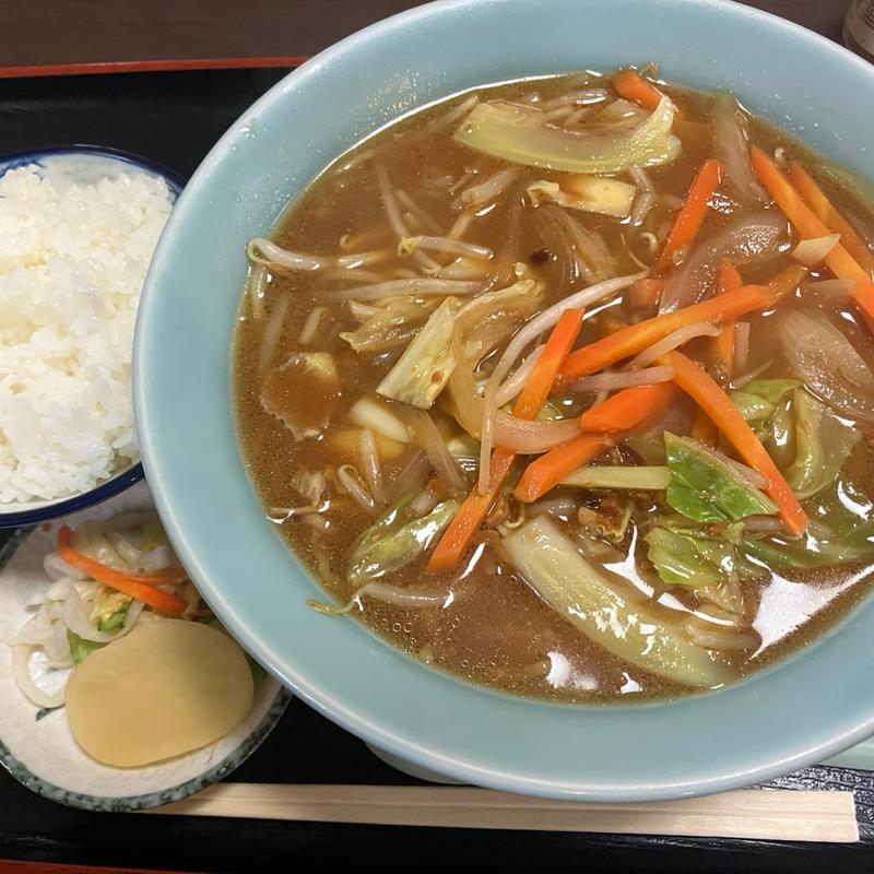 味噌ラーメン+半ライス(ちんや食堂 )