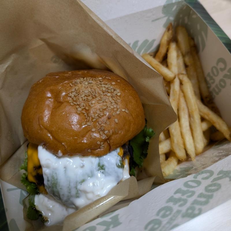 アボカドバーガー(コナズ珈琲東浦和)