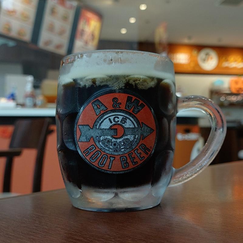 ルートビア(A&W プラスカフェ 中部徳洲会病院店 （A&W Plus Cafe）)