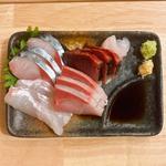 　鮮魚おまかせ五点盛り(やきとん 瑞貴)