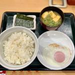 目玉焼き朝定食(なか卯 すすきの西店 )