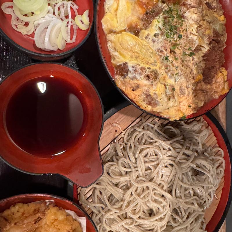 ミニカツ丼セット(つぼみ家 四ツ谷店)