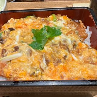 ヒレかつ重（お味噌汁付き）