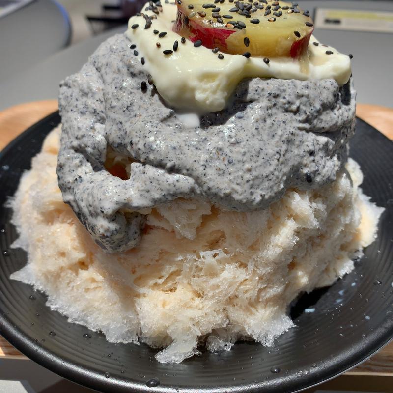 ほうじ茶と黒ごま(蔦のない店)