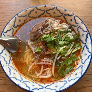 牛焼肉のせ汁麺