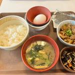 牛たまかけ朝食(すき家 宇都宮御幸ヶ原店)