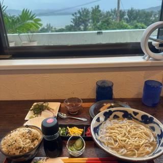 上原そばセット(沖縄そばと地魚料理 上原そば（名護）)