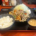叉焼入り野菜炒め定食(中華食堂 よしだ屋 新大前店)