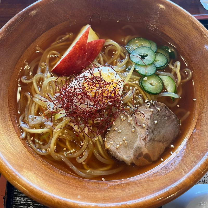 冷麺(山猫軒 駅前店 （やまねこけん）)
