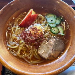 冷麺(山猫軒 駅前店 （やまねこけん）)
