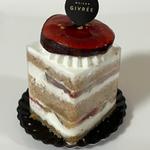 黒いちじくのショートケーキ(MAISON GIVRÉE（メゾン ジブレー）グランベリーパーク店)