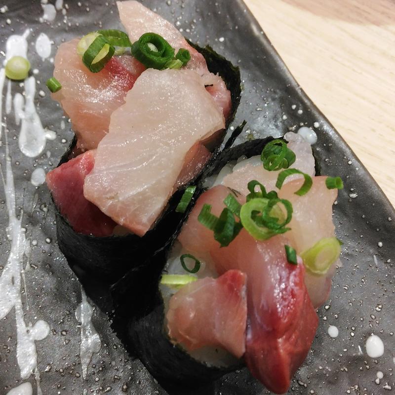 海鮮軍艦(廻転寿司 平四郎 小倉駅アミュプラザ店)