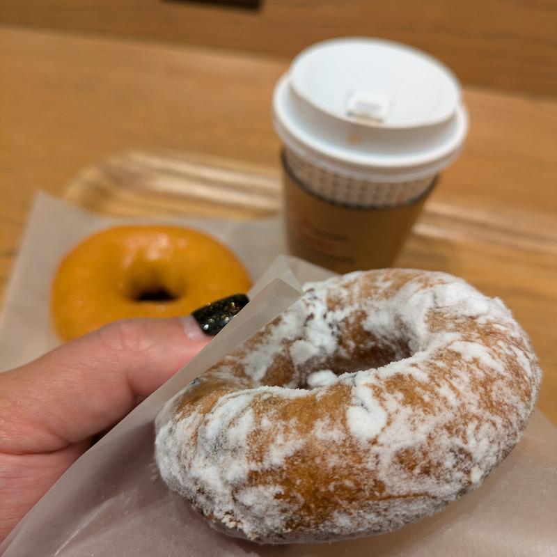 シュトーレン(クリスピー・クリーム・ドーナツ 渋谷シネタワー店)