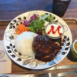 デミきのこハンバーグプレート(Drip-X-Cafe ヴィアイン大阪京橋店)