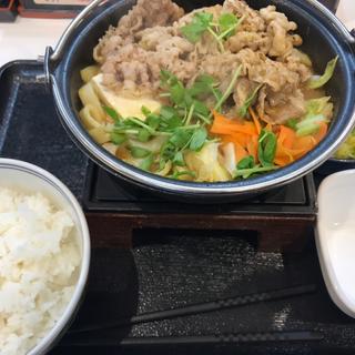 牛ｶﾚｰ鍋膳(吉野家 小田急町田駅南口店)