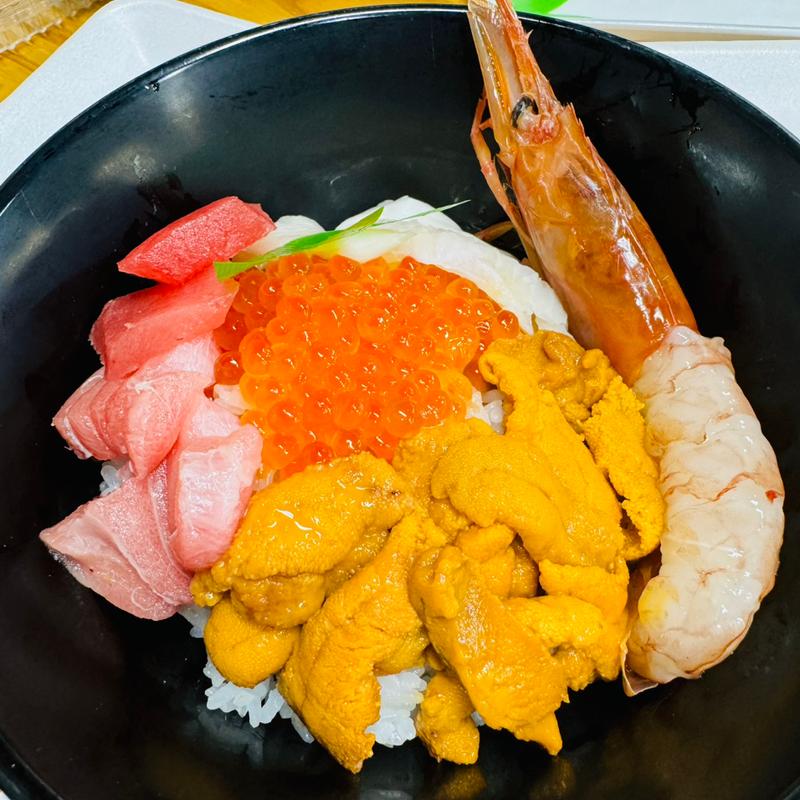 マイ海鮮丼コーナー(塩釜市場食堂)