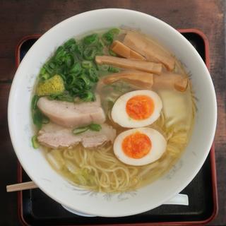 塩ラーメン(ラーメン 河)