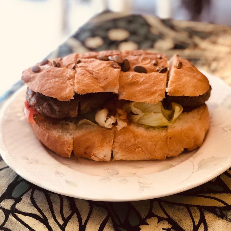 (季節の生ジュースとくるみパンの店カド)