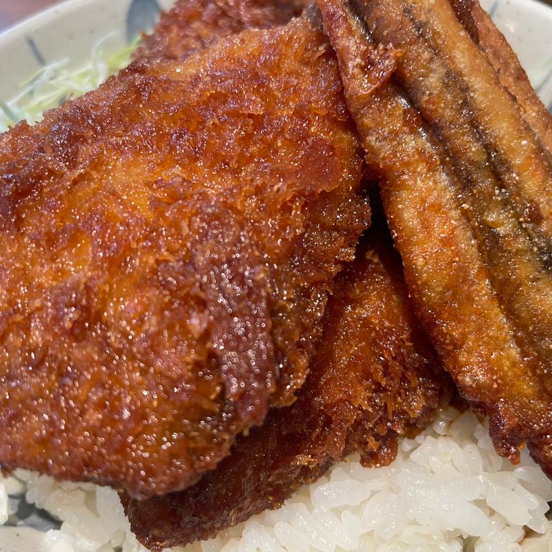 魚魚魚丼(名立谷浜サービスエリア（上り）スナックコーナー （なだちたにはま）)
