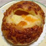 とろけるチーズパン