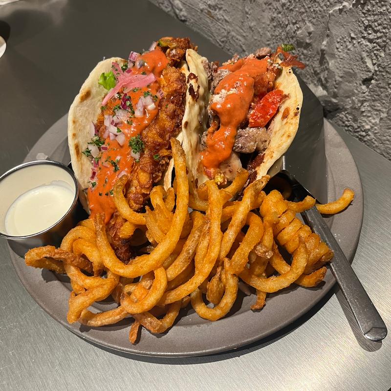 BEKタコスTOP2ピースコンボ(Blue Entrance Kitchen)