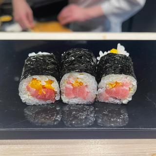 とろたくハーフ(立喰 鮨となり 麻布十番)