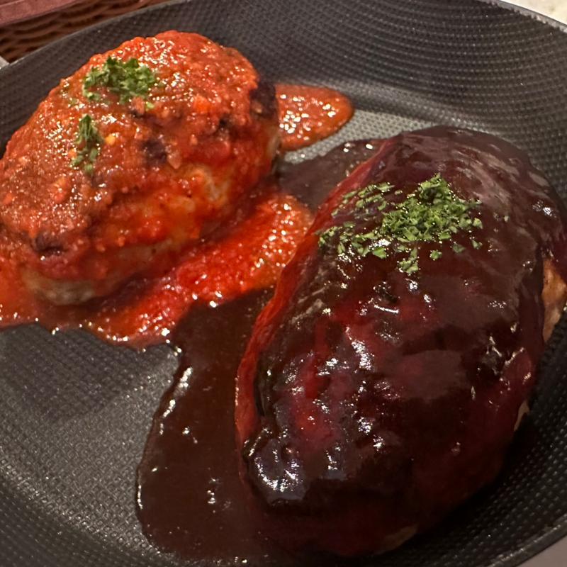 ダブルハンバーグ(フライング ピッグ （Flying pig）)