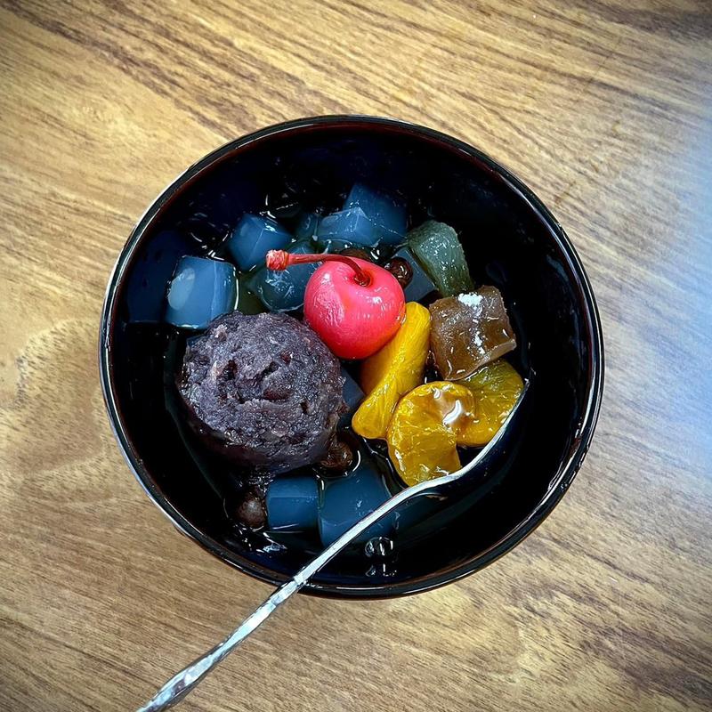 あんみつ(かどや飲食店)