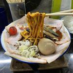 野菜カリーチャーシュー麺 大 味噌味玉(群青)