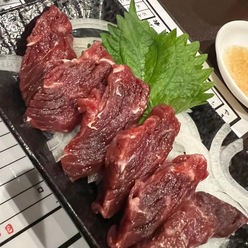 クジラの刺身(画龍庵)