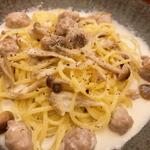 サルシッチャときのこのクリームパスタ(キッチンキノ)