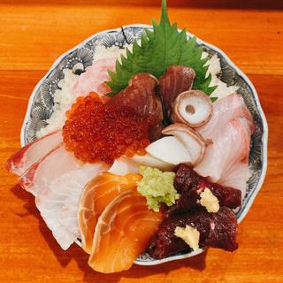 海鮮丼(酒肴 心粋)