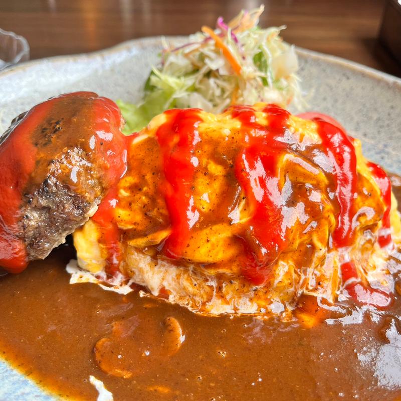 オムライス&牛タンハンバーグ(明治レストラン 赤煉瓦 （メイジレストラン アカレンガ）)