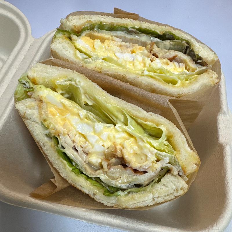 てりたまチキンサンド(Cafe au lait Tokyo 五反田)