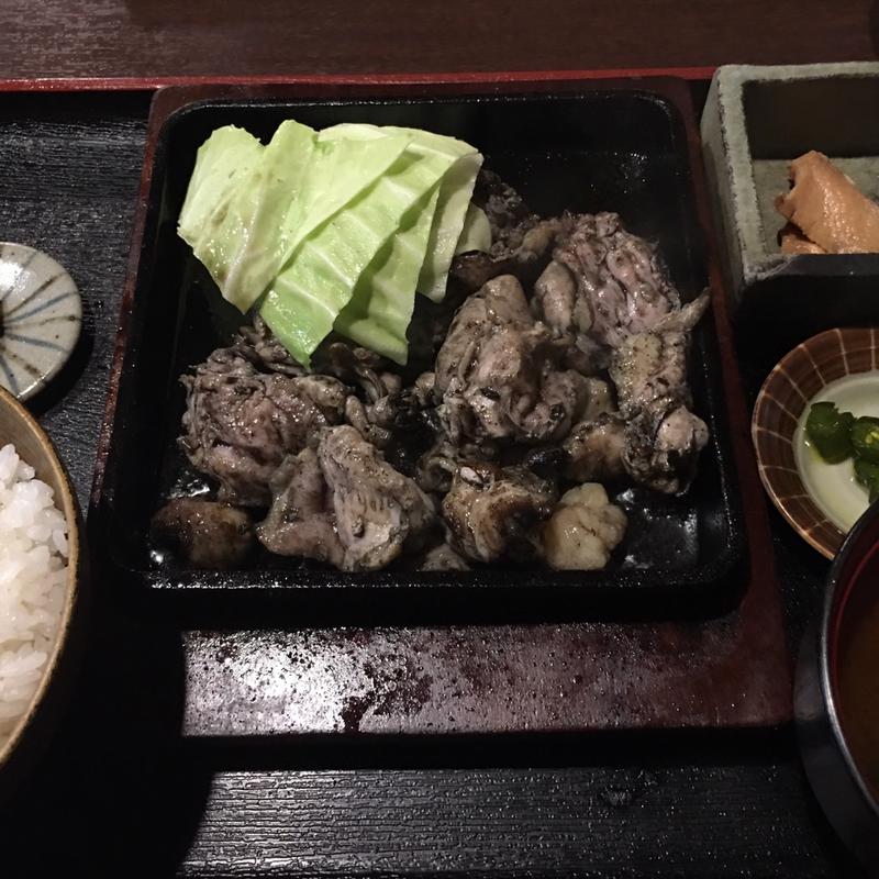 鶏ハラミ炭火焼き定食(鳥や わだち)
