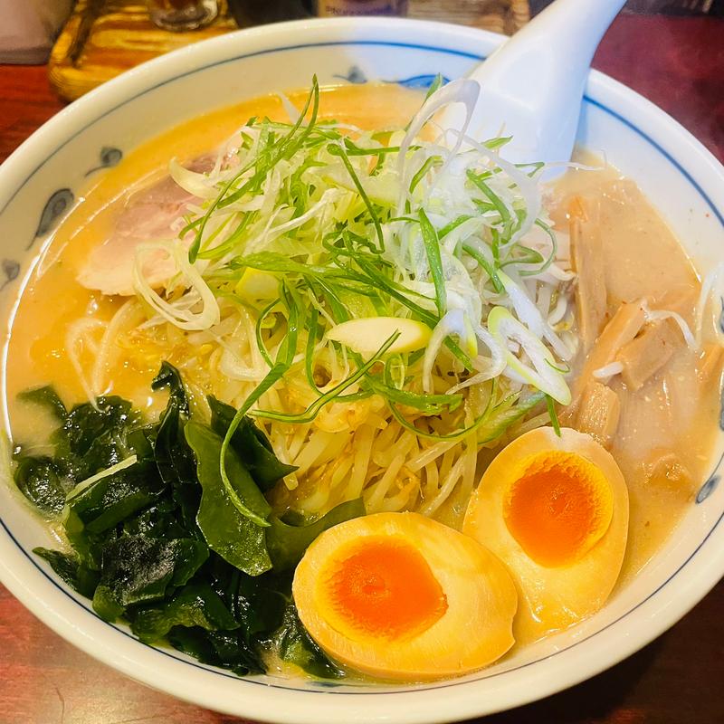 味噌でっかいどう(北海道らーめん ひむろ 上野店)