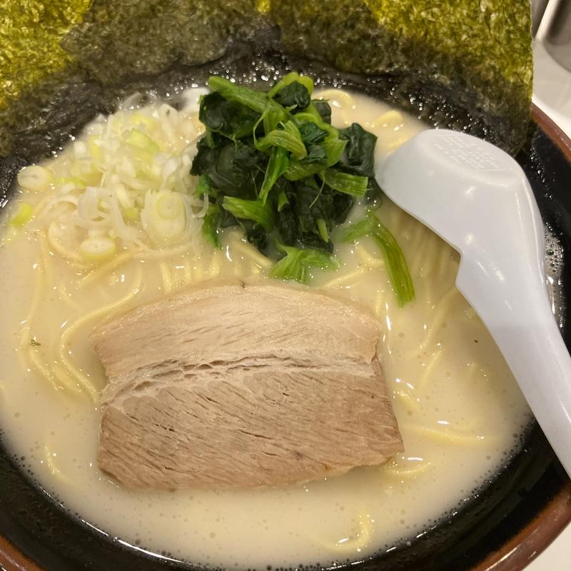 豚骨塩ラーメン(中)(達磨家 藤沢店)