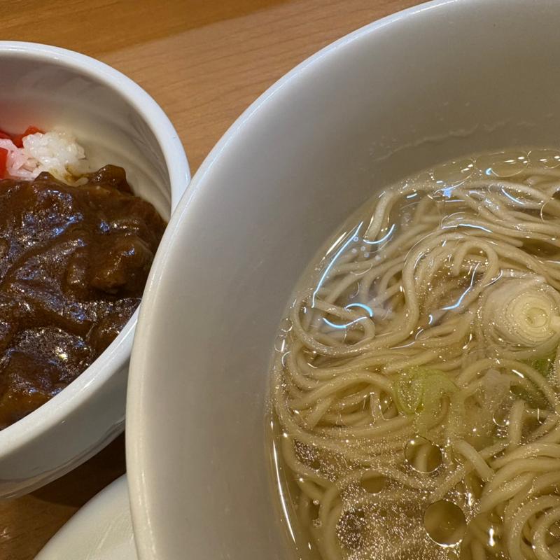 貝出汁塩らぁ麺➕和牛すじカレー(麺酒処 龍さん。)