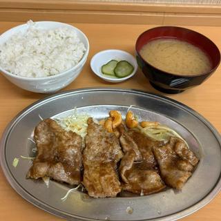 焼肉定食(おすず)