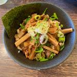 メンマ丼(麺や紡)