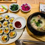 野菜キンパと韓国スープ定食(VEGEGO オヌレシクタン&cafe)