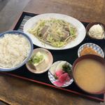 野菜レバー炒め定食(一本杉食堂)